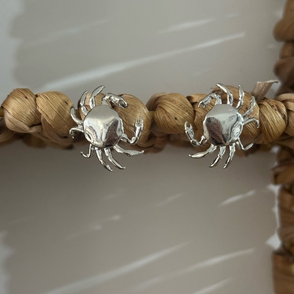 Silver Crab Earrings - Picture 7 of 17